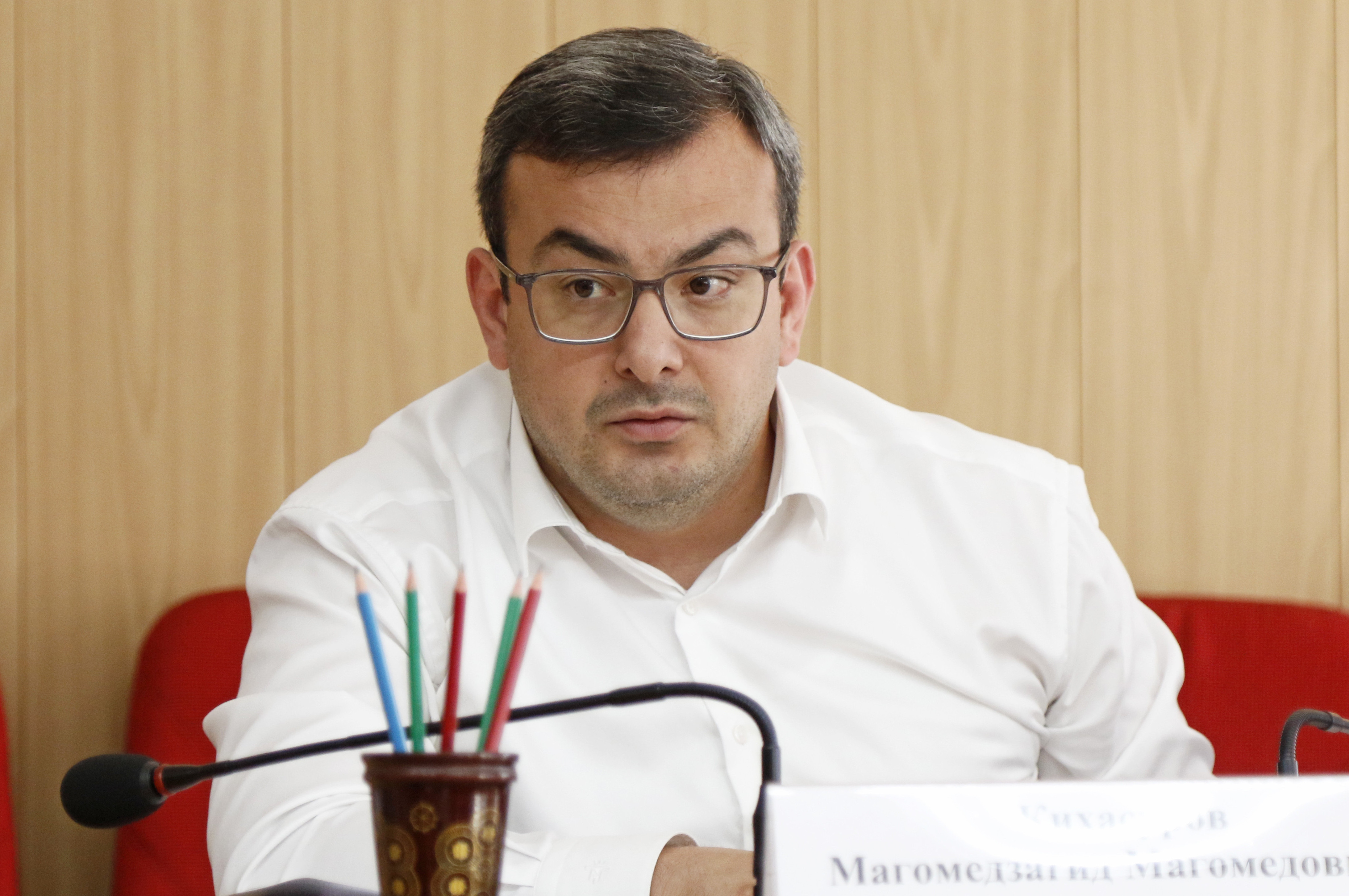 Министр труда Дагестана Магомедзагид Кихасуров ответил на главные вопросы, касающиеся мер поддержки граждан с ОВЗ